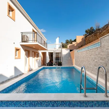 Beachfront - Happy Vakantiehuis *